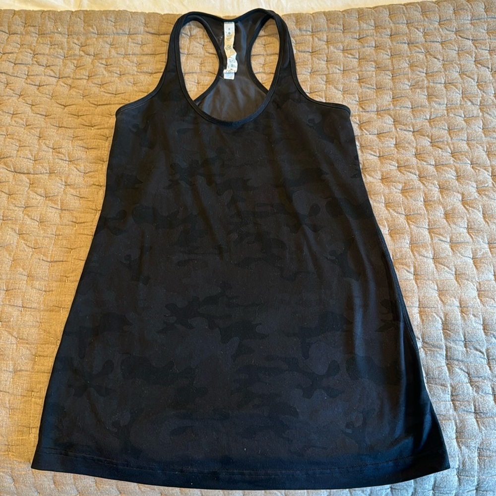 Lululemon camo tank